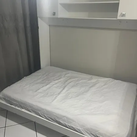 Apto Guarujá-Pitangueiras -100m da praia, Reserva Mínima de 2 noites-3